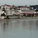Aris 4*