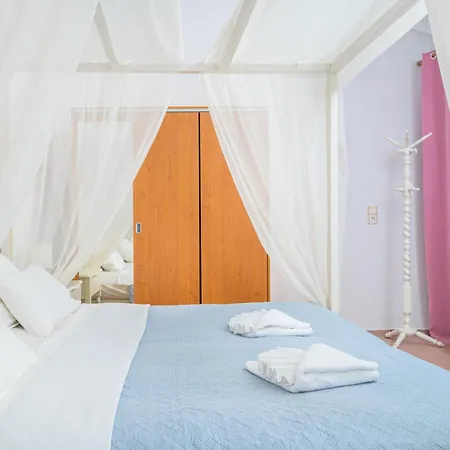 阿里斯一室公寓 公寓式酒店 4*