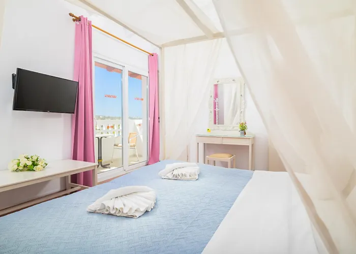 Aris Apart-hotel Hersonissos (Crete)