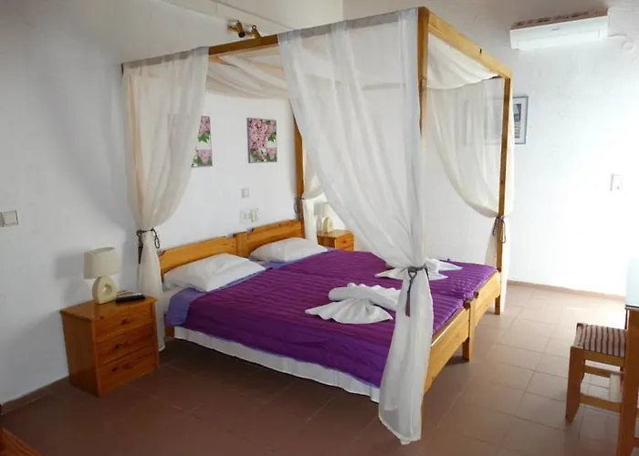 Aris خيرسونِسوس