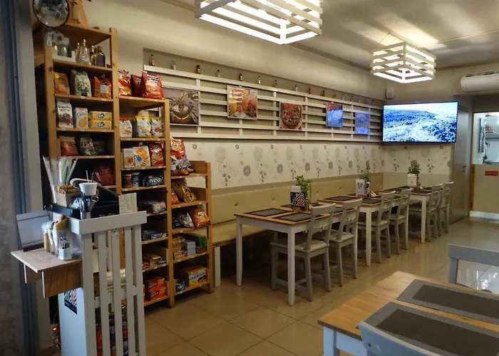 Apartmanhotel Aris 4*