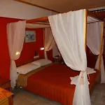 Aris Lägenhetshotell 4*