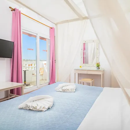 Aris Apartahotel Hersonissos (Crete)