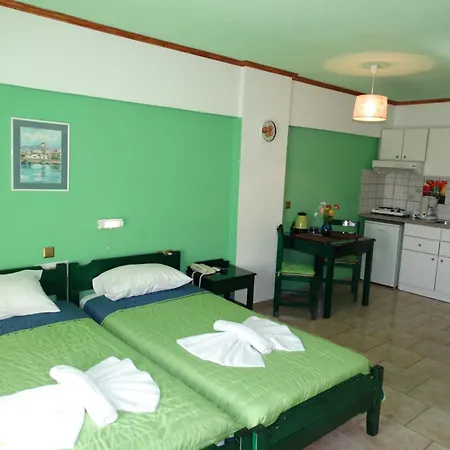 Aparthotel Aris 2*