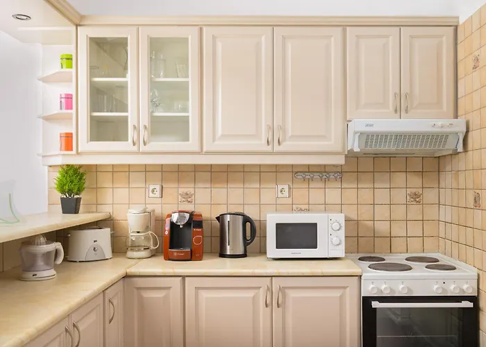 Апарт-отель Aris Studios 4*